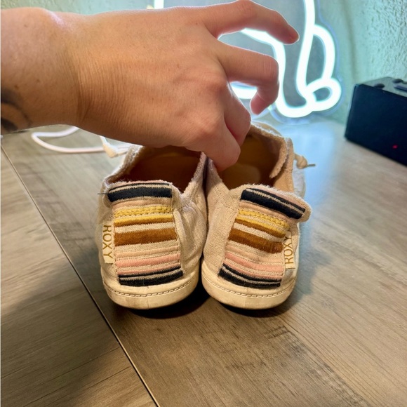 Roxy Beige Canvas Sneakers - Picture 3 of 6